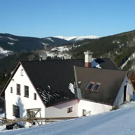 Jaroslav Sevcik Mountain Hut בית נופש *